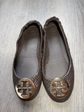 Tory Burch Quilted Minnie Espresso Leather Logo Ballet Flats